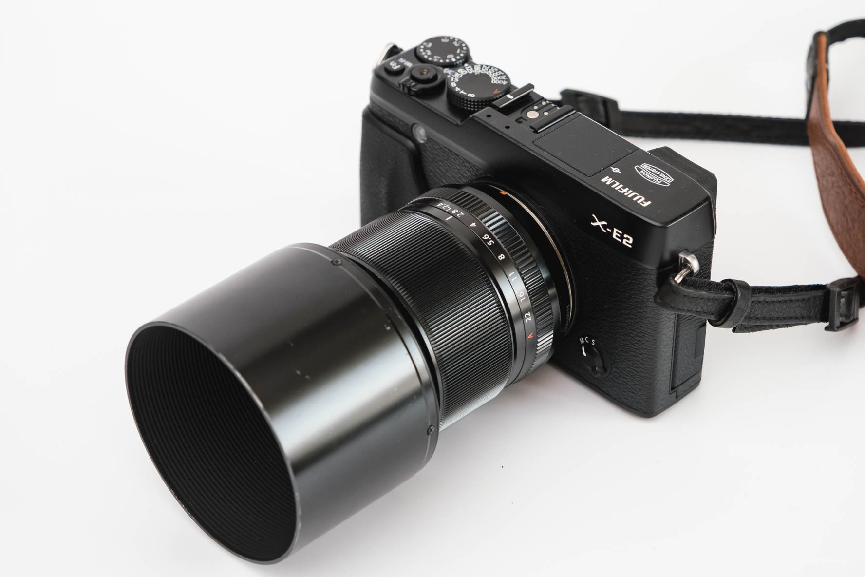 XF60mmF2.4 R Macro にSIGMAのレンズフード LH3-01 を取り付ける。 | かめらとブログ。