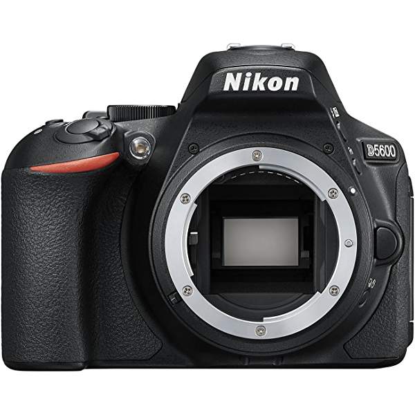 Nikon D5600 製品画像