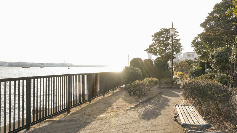 '海芝浦駅に隣接している海芝公園'